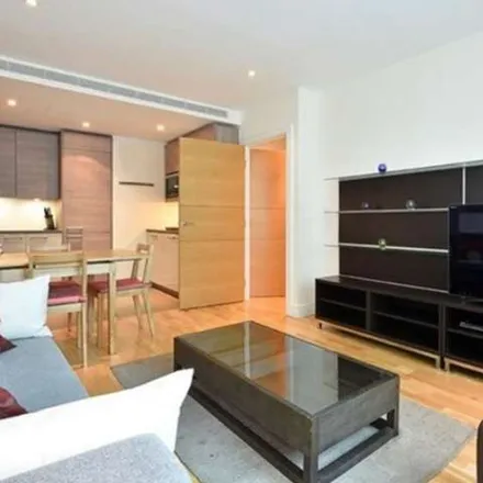 Image 2 - Crown Reach, 145 Grosvenor Road, London, SW1V 3LA, United Kingdom - Apartment for rent