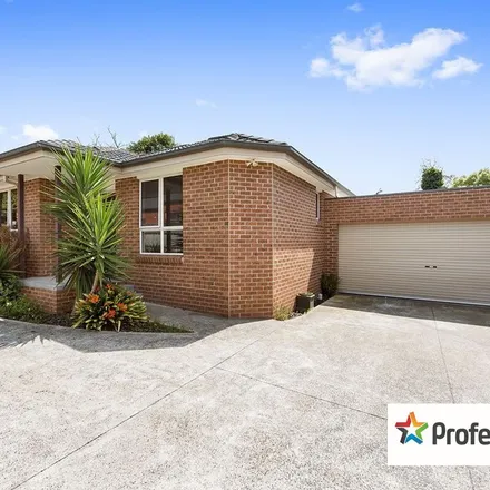 Rent this 3 bed apartment on 21 Francis Crescent in Ferntree Gully VIC 3156, Australia