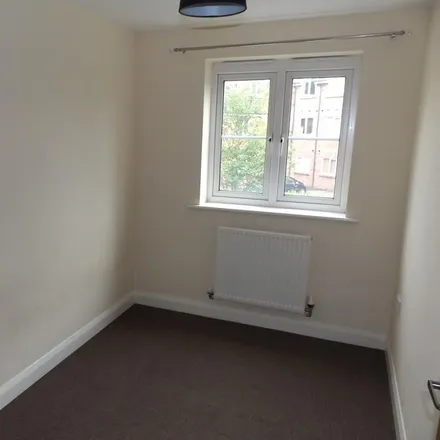 Image 6 - Cannock Road, Heath Hayes, WS12 3HZ, United Kingdom - Apartment for rent