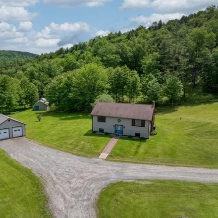 Buy this 2 bed house on 982 Coreys Dr in Moretown, Vermont