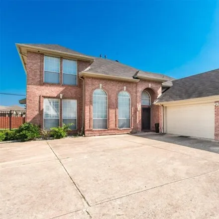 Buy this 5 bed house on 401 Chatham St in Sunnyvale, Texas