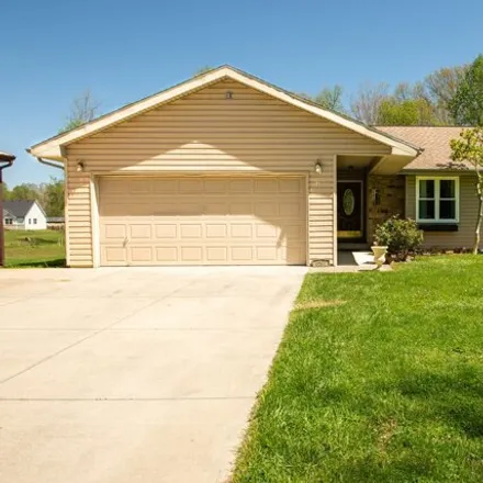 Buy this 3 bed house on 6397 Ohio Ridge Road in Bartholomew County, IN 47201