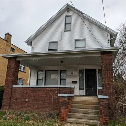 Rent this 3 bed house on 211 Baird Avenue in Barberton, OH 44203