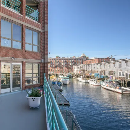 Image 5 - Portland Pier, Portland, 04101, USA - Townhouse for sale