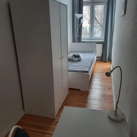 Rent this 3 bed apartment on Bornholmer Straße 85 in 10439 Berlin, Germany