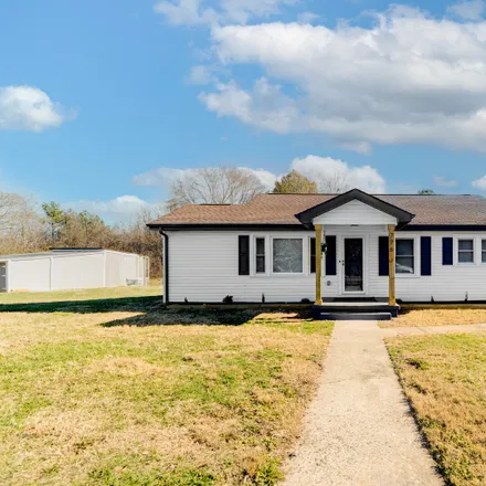 Rent this 3 bed house on 2933 Court Drive in Smyre, Gastonia