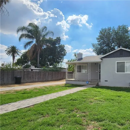 Buy this 3 bed house on 1119 North Valencia Drive in Colton, CA 92324