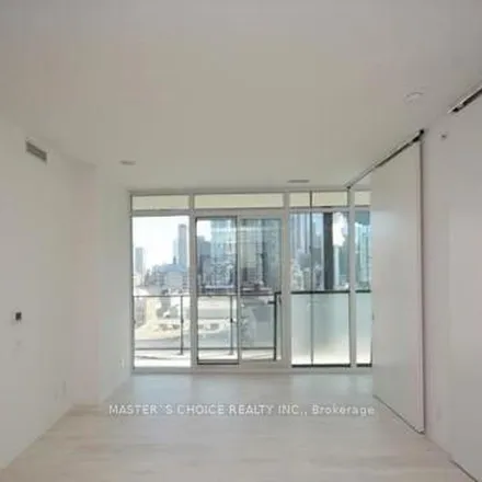 Image 6 - Tableau Condominiums, 117 Peter Street, Old Toronto, ON M5V 2G5, Canada - Apartment for rent