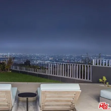 Image 4 - 9345 Nightingale Drive, Los Angeles, CA 90069, USA - House for rent