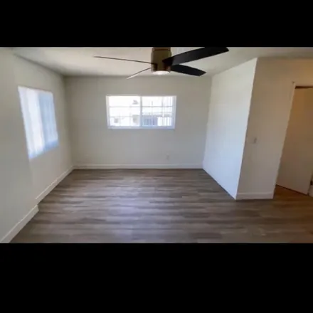 Image 5 - 3713 South Canfield Avenue, Los Angeles, CA 90034, USA - Room for rent