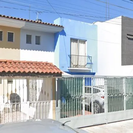 Buy this 3 bed house on Calle Adalberto Navarro Sánchez in 44760 Guadalajara, JAL