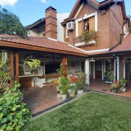Buy this 4 bed house on Cervantes Saavedra 1279 in Adrogué, Argentina