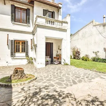 Buy this 4 bed house on Franklin Delano Roosevelt 3927 in Coghlan, 1430 Buenos Aires
