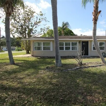 Rent this 2 bed house on 1900 19th Street in West Vero Corridor, Indian River County