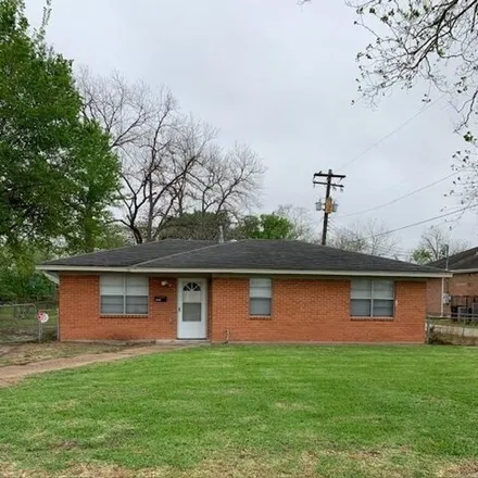 Rent this 3 bed house on 4502 Woolworth St in Houston, Texas