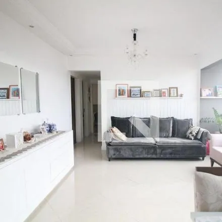 Buy this 3 bed apartment on Rua Caruaru in Imirim, São Paulo - SP