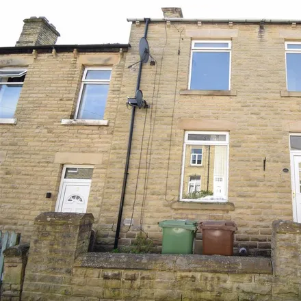 Rent this 2 bed townhouse on Happy Valley in 55 Park Street, Horbury