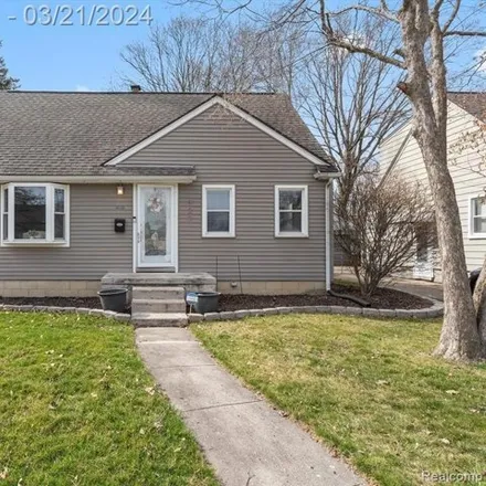 Buy this 3 bed house on 427 North Edgeworth Avenue in Royal Oak, MI 48067