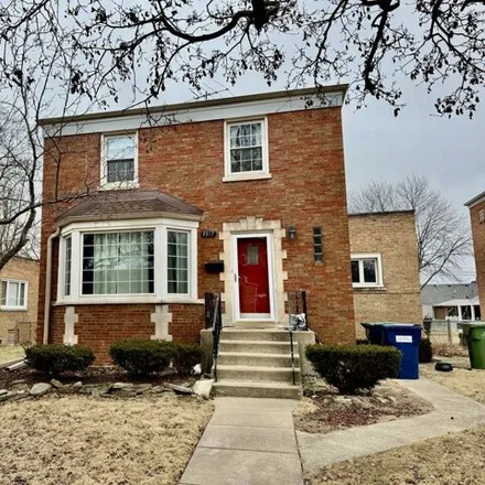 Rent this 3 bed house on 9317 S Clifton Park Ave in Evergreen Park, Illinois