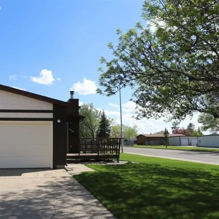 Buy this 2 bed condo on 1583 18th Avenue Southwest in Minot, ND 58701