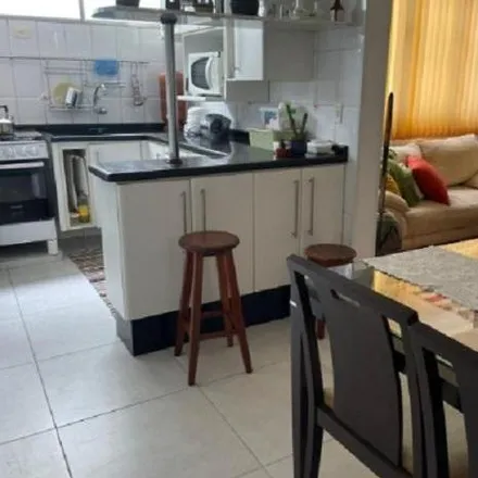 Buy this 2 bed apartment on Avenida São João Batista 384 in Rudge Ramos, São Bernardo do Campo - SP