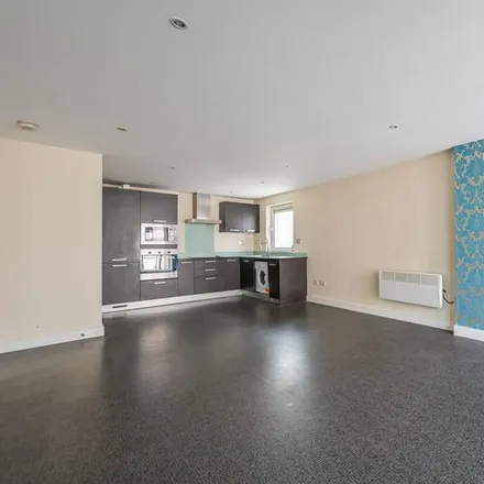 Image 5 - Windward Court, 5 Gallions Road, London, E16 2FD, United Kingdom - Apartment for rent