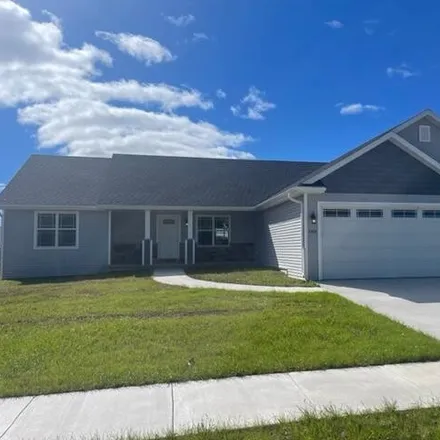 Buy this 4 bed house on 3136 East Aquamarine Avenue in Appleton, WI 54913