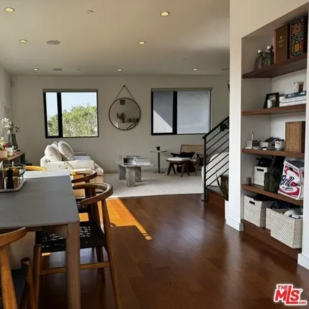 Image 3 - 162 South Hayworth Avenue, Los Angeles, CA 90048, USA - Townhouse for rent