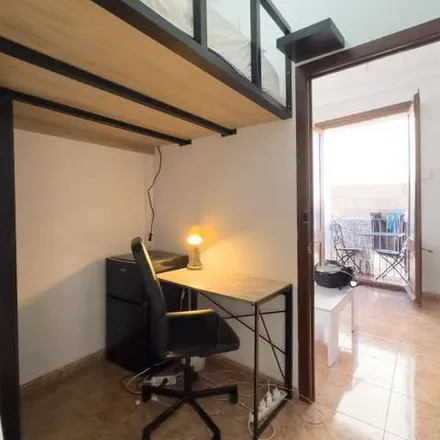 Rent this 3 bed apartment on Carrer de Santa Madrona in 18, 08001 Barcelona