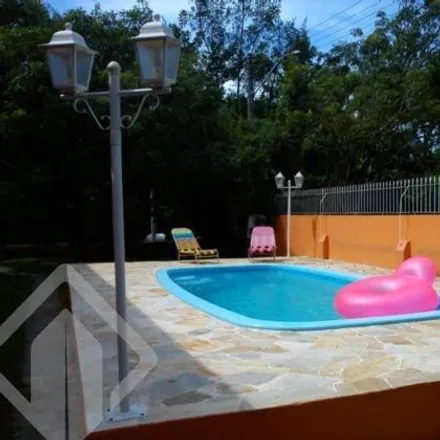 Buy this 4 bed house on Avenida dos Presidentes in Florida, Guaíba - RS