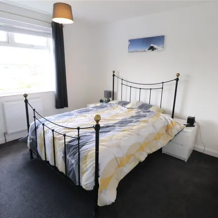 Rent this 3 bed apartment on Downham Road South in Heswall, CH60 5SE