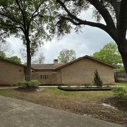 Buy this 5 bed house on 1900 Bicentennial Place in Beaumont, TX 77706