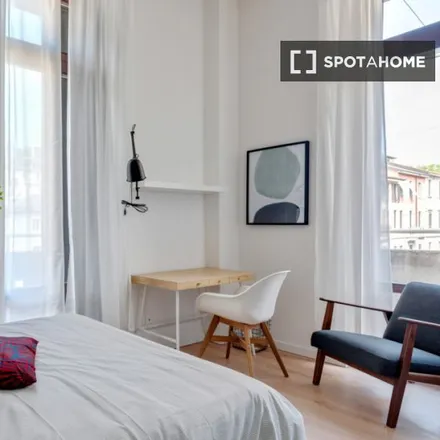 Rent this 16 bed room on Farmacia De Poli sas in Via Nicola Antonio Porpora 43, 20131 Milan MI