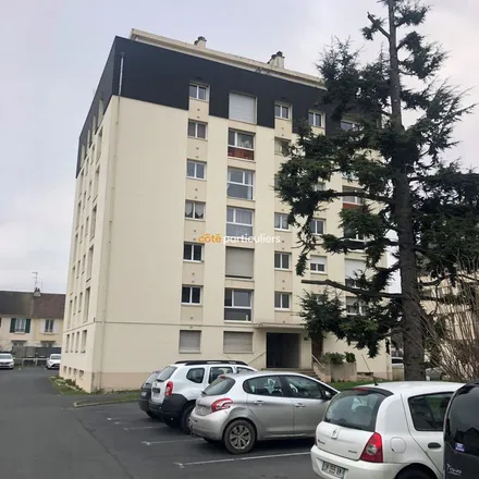 Image 5 - 8 Rue Montoir Poissonnerie, 14000 Caen, France - Apartment for rent