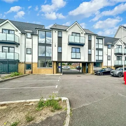 Buy this 2 bed apartment on 153 London Road in Sittingbourne, ME10 1NS