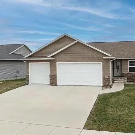 Buy this 4 bed house on 5929 Rock Ridge Drive in Marion, IA 52302