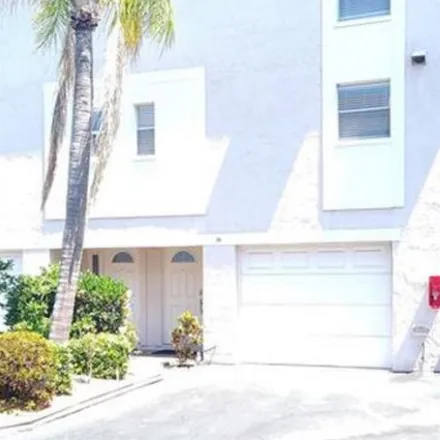 Rent this 1 bed room on 238 Capri Circle North in Treasure Island, Pinellas County