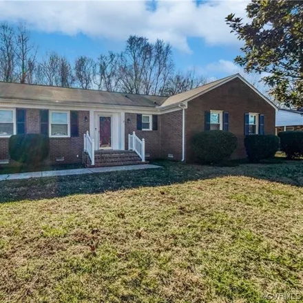 Buy this 3 bed house on 1215 Elmwood Drive in Archer Bluff, Colonial Heights