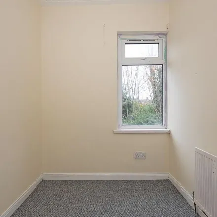 Rent this 3 bed apartment on Albert Avenue in Lurgan, BT66 6JF