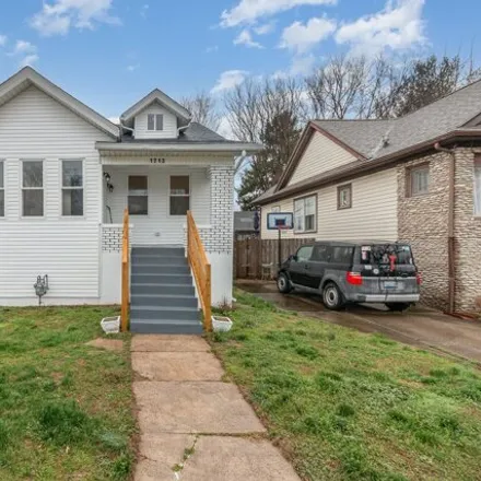 Buy this 2 bed house on 1213 Manitau Avenue in Jacobs Addition, Louisville