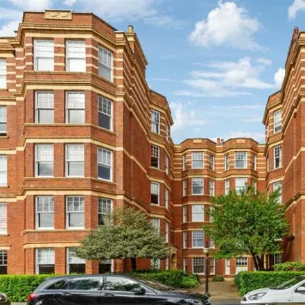 Buy this 3 bed apartment on Sutton Court in London, W4 3JE