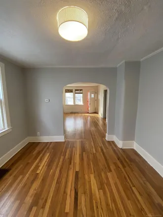 Image 2 - 1216 Maryland Street, Grosse Pointe Park, MI 48230, USA - Loft for rent