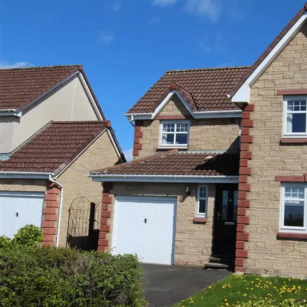 Rent this 4 bed house on Braemar Gardens in Dunfermline, KY11 8ER