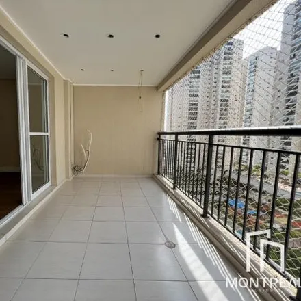 Buy this 3 bed apartment on Avenida Bartolomeu de Carlos in Picanço, Guarulhos - SP