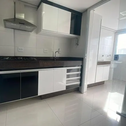 Buy this 2 bed apartment on Clínica Anestésica de Varginha in Rua Alferes Joaquim Antônio, Vila Pinto