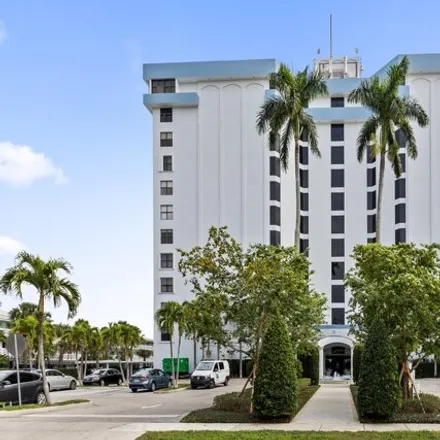 Buy this 1 bed condo on 3872 South Flagler Drive in West Palm Beach, FL 33405