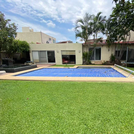 Rent this 2studio house on Calzada de los Estrada in 62290 Cuernavaca, MOR