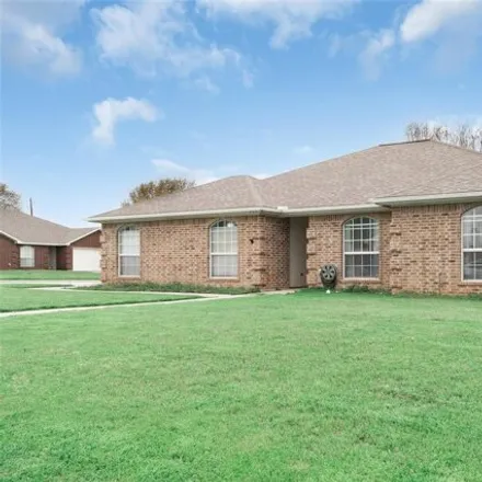 Buy this 3 bed house on 609 Oak View Court in Azle, TX 76020