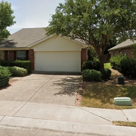Rent this 3 bed house on 9128 Tumbleweed Drive in Cross Roads, Denton County