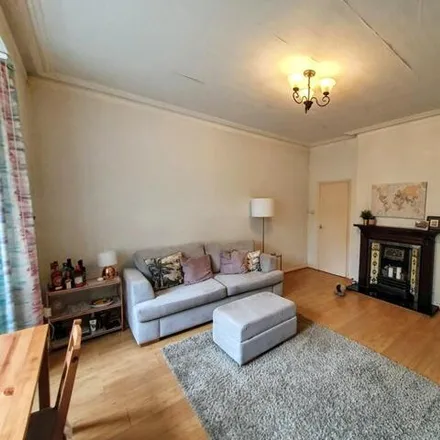 Rent this 2 bed room on Beechwood Gardens in Croydon Road, Tandridge